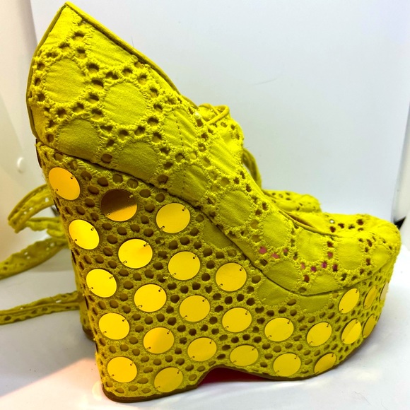 Vintage Betsy Johnson Sequin Platform Wedges - Picture 1 of 7